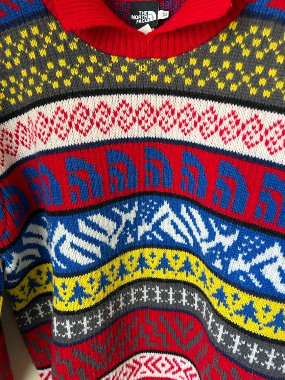 The north face vintage  wool knit fair isle style  collared sweater